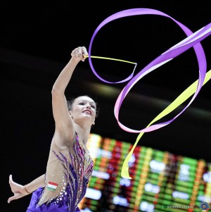 aa f karika polina ukr ph simone ferraro sfa03305 copia